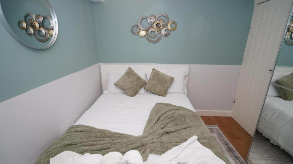 Beautiful Apartment In Sussex Gardens Лондон Экстерьер фото